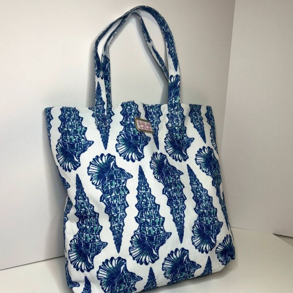 Lilly Pulitzer Seashell Large Tote Shoulder Bag Womens White Blue Desigen